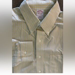 BROOKS BROTHERS Shirt 16.5/35 Yellow Check No Iron 100% Cotton‎ Long Sleeve EC